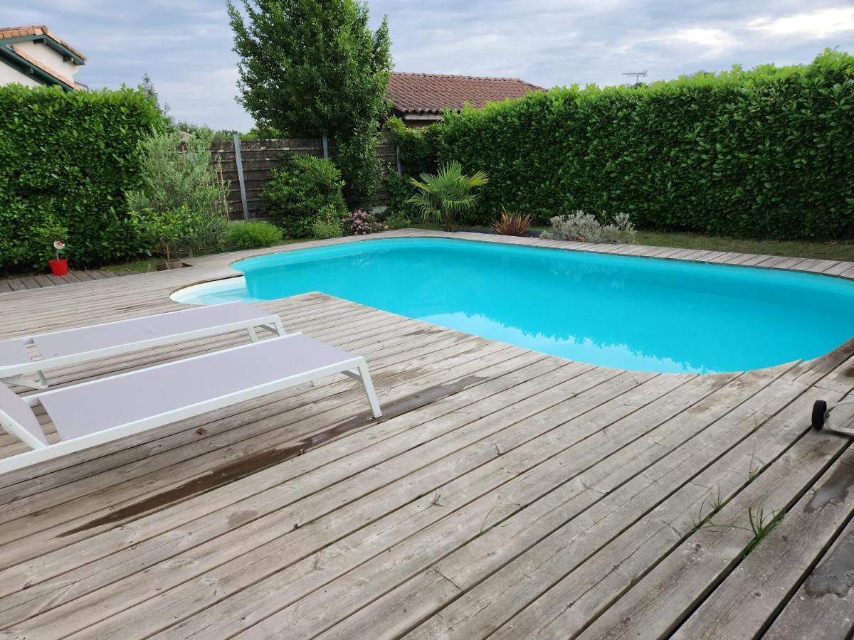 Gite Cosy Entre Bordeaux Et Lacanau Sainte-Helene  Exterior photo